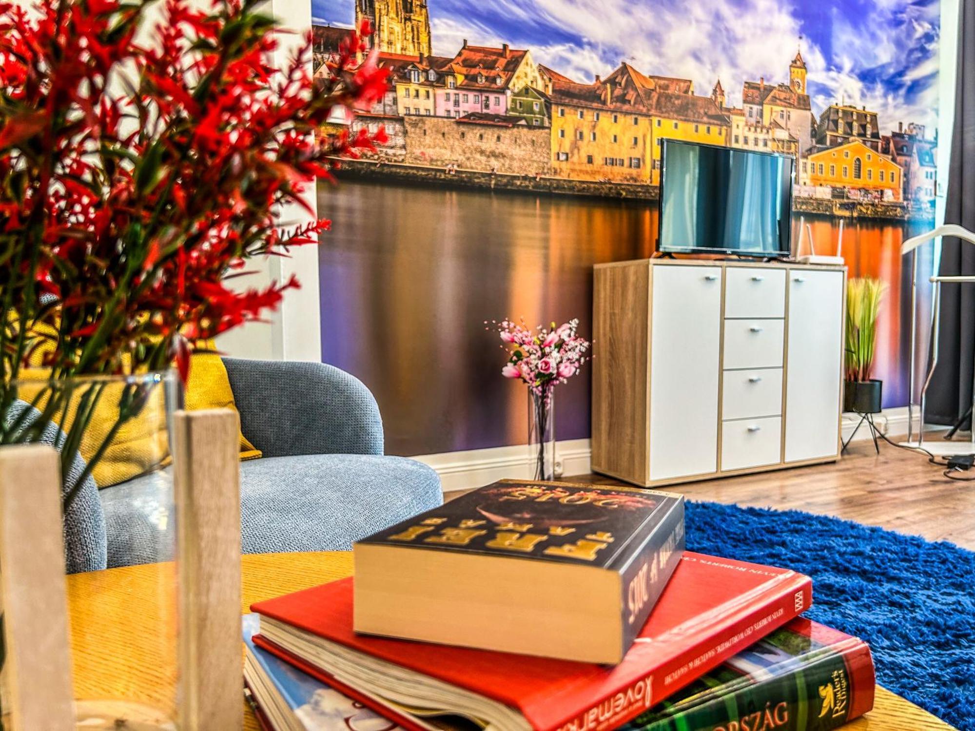 Villa Blue City Apartman Szekszárd Екстериор снимка